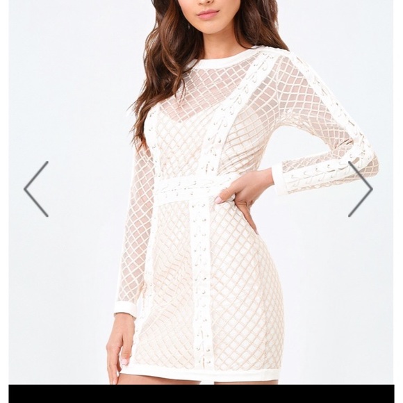 Bebe white dress with white and gold size 0 - Picture 1 of 6